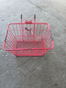 Front basket