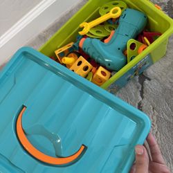 Kids Creative Puzzle Set – Complete, Like New, All Pieces Included