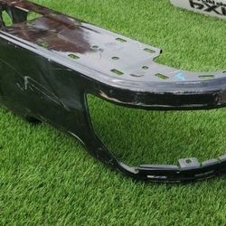 2019 - 2023 CHEVROLET SILVERADO GMC
SIERRA REAR BUMPER DUAL EXAUST USED
OEM. NC34