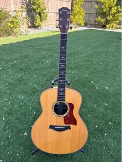 Taylor 818e acoustic electric guitar
