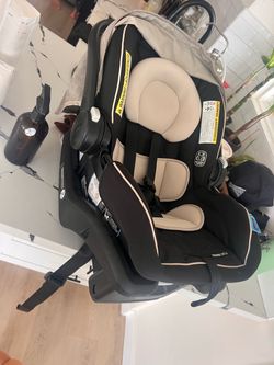 Infant car seat
