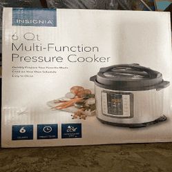 Premium Pressure Cooker Offered in Various Capacities chair east