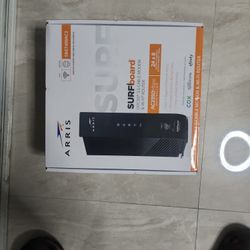 Arris Cable Modem And Wi-Fi Router 