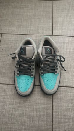 Air Jordan 1 Low SE "Polaroid