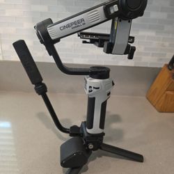 Cinepeer Weebill 3E 3-Axis Camera Gimbal + MasterMove Wrist Rest & Sling Grip Kit - Like New