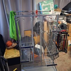 Rack with multiple compartments