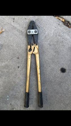 Hand cable crimpers