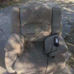  Electric Recliner