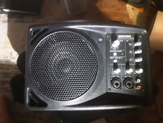 Mackie SRM 150  Active PA