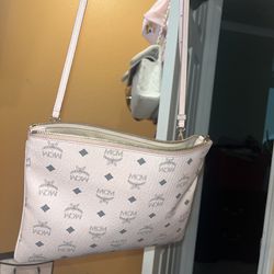 Mcm Bag for Sale in American Canyon, CA - OfferUp