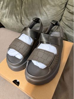 UGG