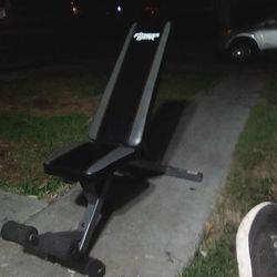 Weight Bench 