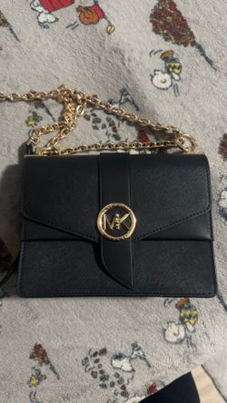 Michael Kors Greenwich Small Saffiano Leather Crossbody Bag