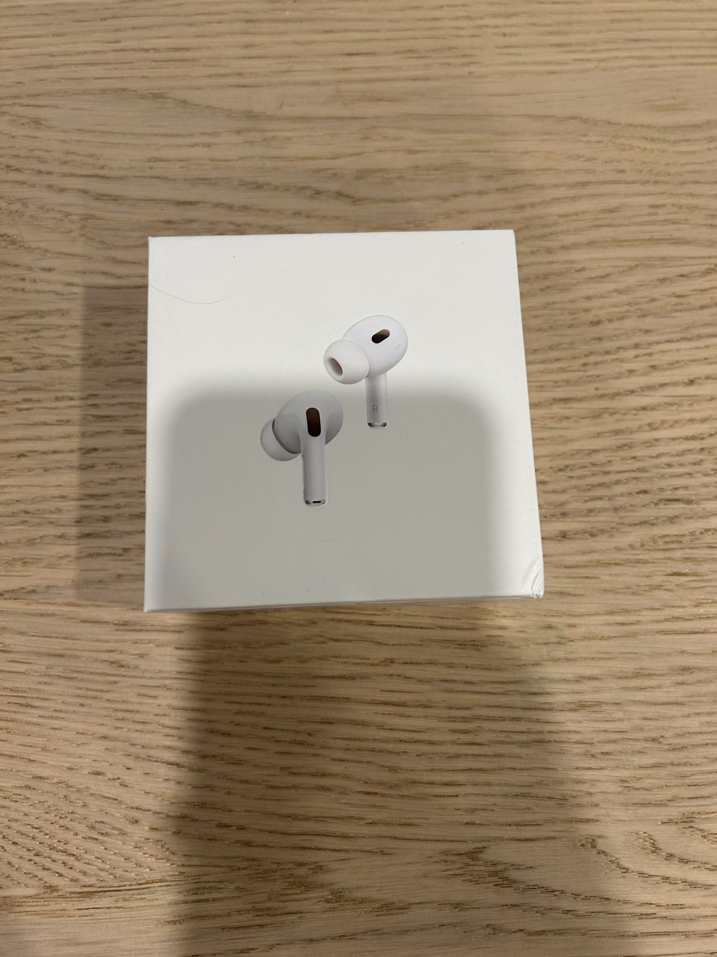 AirPods Gen 2