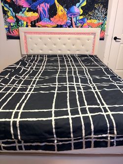 QUEEN SIZE BED FRAME LED LIGHTS INCLUDED