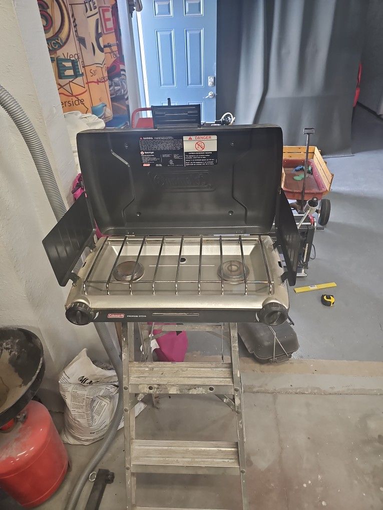 Coleman Propane Stove