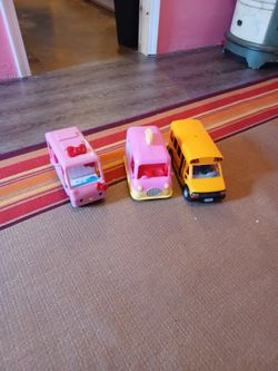 Hello Kitty School Bus And Ice Cream Truck