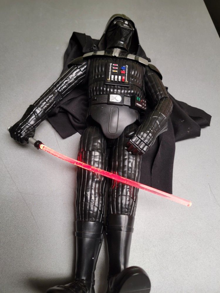 Darth Vadar Moveable Talking Actiom Figure