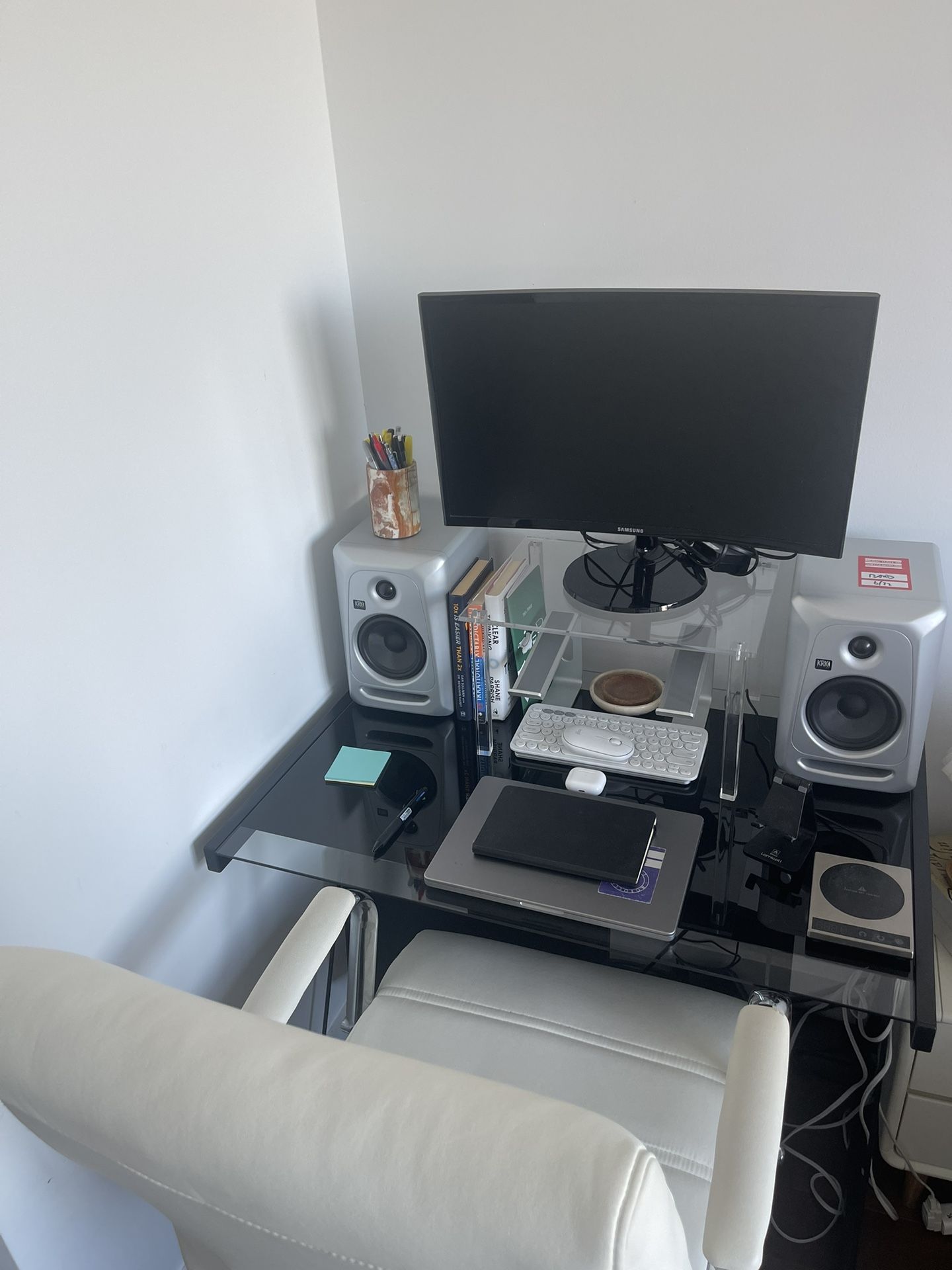 Desk - glass