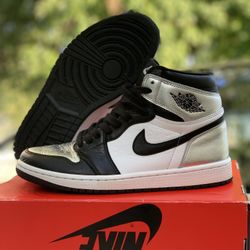 Air Jordan 1 Silver Toes SIZE 8.5 W