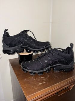 Nike Air VaporMax Plus Triple Black – Size 12