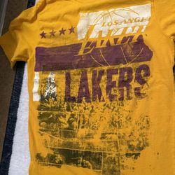 Los Angeles Lakers Yellow Graphic T Shirt Old Look But Never Worn Size Small