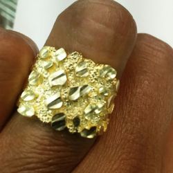 14k Gold nugget ring 6.7 grams