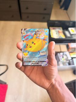 Pokémon TCG Flying Pikachu VMAX Holo Ultra Rare Card Lightning