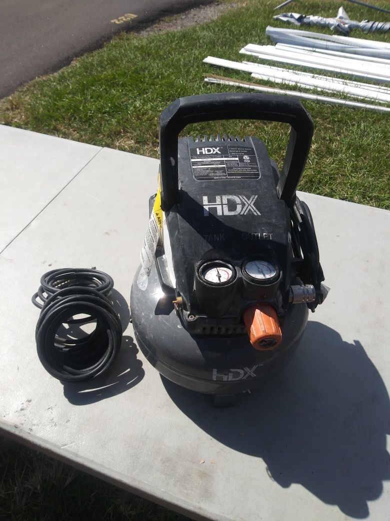 HDX 2 gallon oilless electric compressor