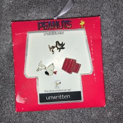 Peanuts Characters pins fine silver plated pin set unwritten sealed  New 