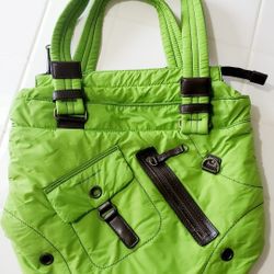 United colors of BENETTON beautiful Green nylon purse. Like new.