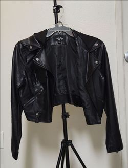 LA Coalition Black Cropped Moto Jacket Zise L