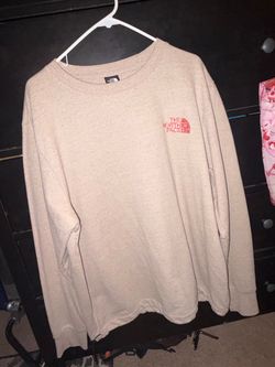 The North Face longsleeve