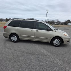 2009 Toyota Sienna