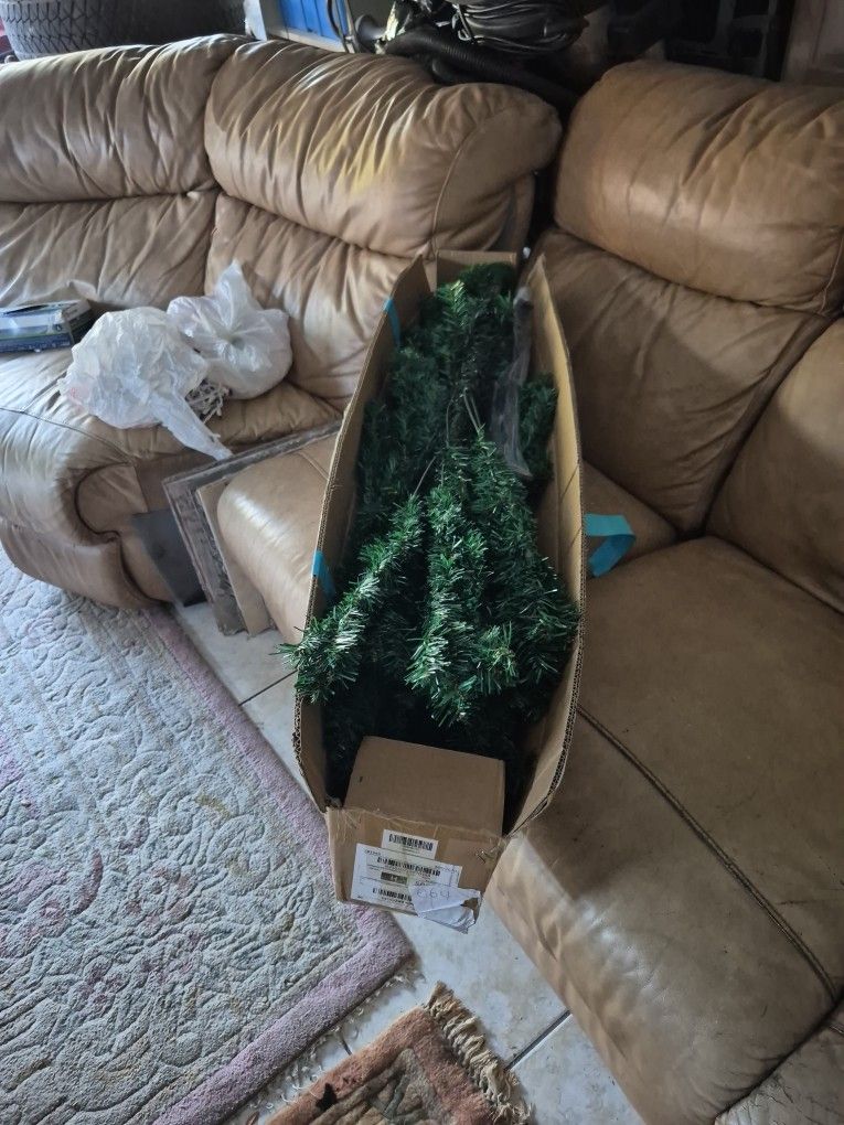 8 Ft Xmas Tree