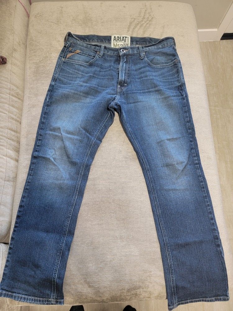 ARIAT MENS PANTS In Great Condition