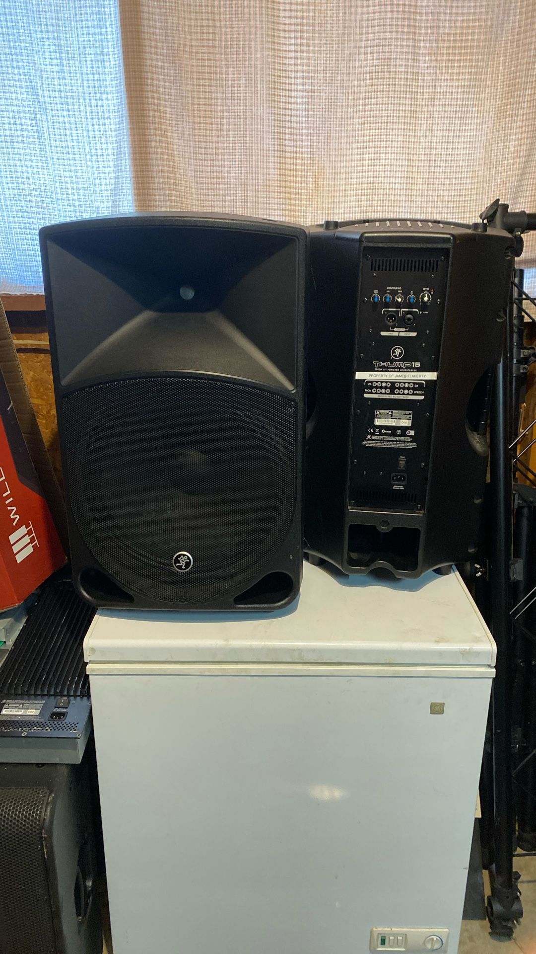Mackie Thump 15 Powered Speakers (pair)