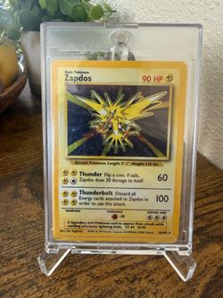 Pokemon Zapdos