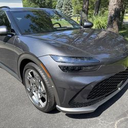 2023 Genesis Gv60