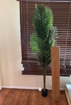 Palm tree artificial