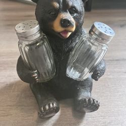 Bear Salt And Pepper Shaker 