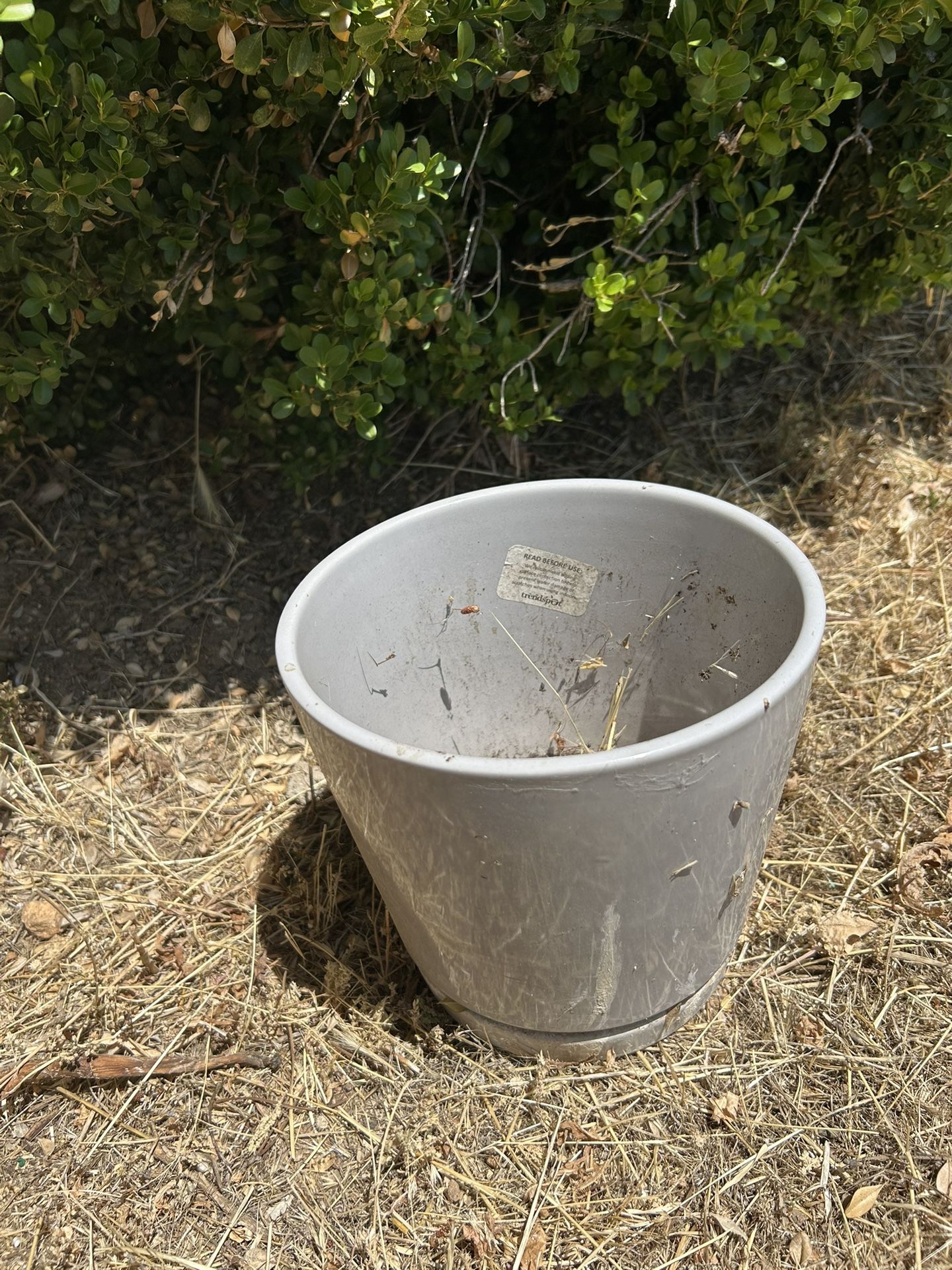 Flower pots, excellent condition