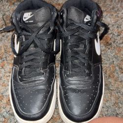 Men’s Nike High tops 