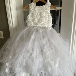 Beautiful White Dress For Flower Girl Or First Communion 