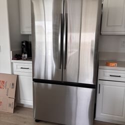 Samsung Refrigerator with Warranty 