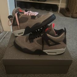 Jordan 4 Taupe Haze size 8