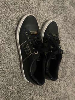 Guess Black Roman’s Shoes Size 81/2