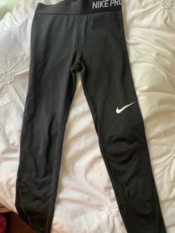 Girls Nike leggings