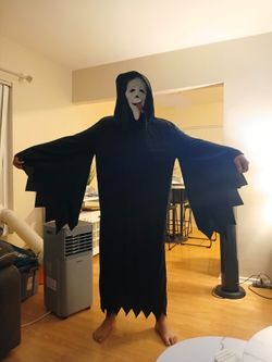 Ghostface adult costume