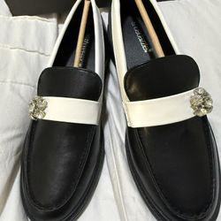Two Toned Embellished Loafer Shoe